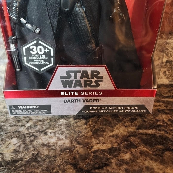 Star Wars Other - Stars Wars Elite Series Darth Vader Figure New In Box